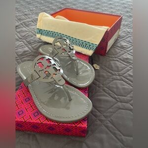 Tory Burch Miller - patent leather sandal